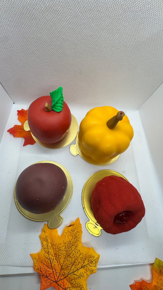 Autumn  Trompe l´oeil med  Hallon ,Pumpa🎃, Äpple, passionsfrukt