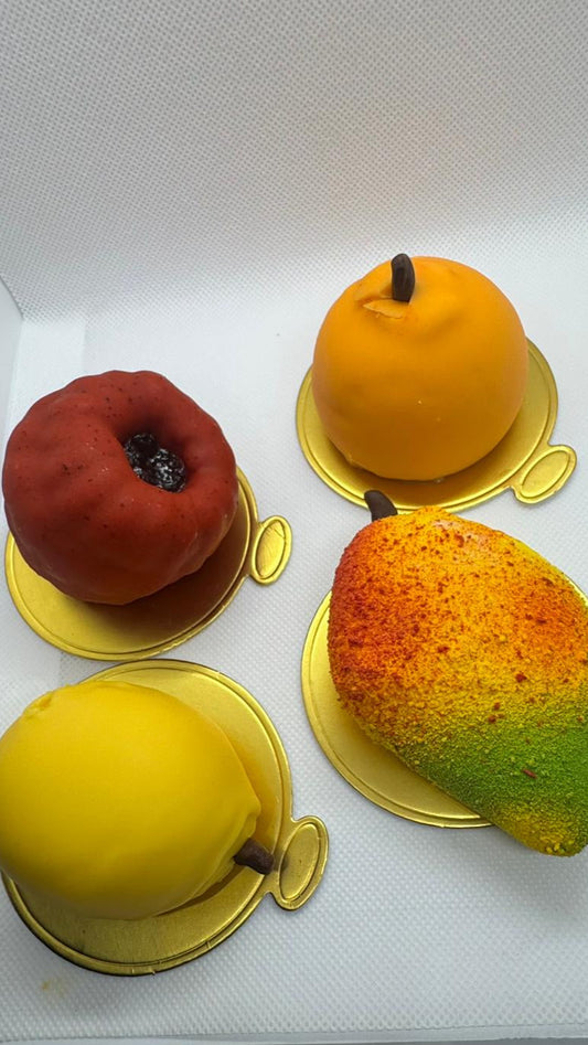 Exklusiva Trompe l´oeil fruktbox med  Hallon , Mango, blåbär, Passion